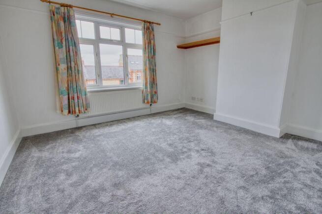 Bedroom 2 (Double)