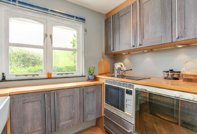Kitchen 3.jpg