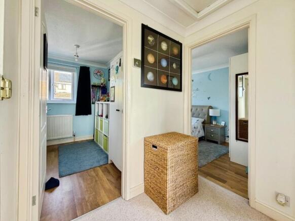 pbox-living_room-327403.jpeg