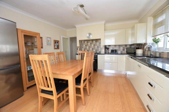 Kitchen/dining room