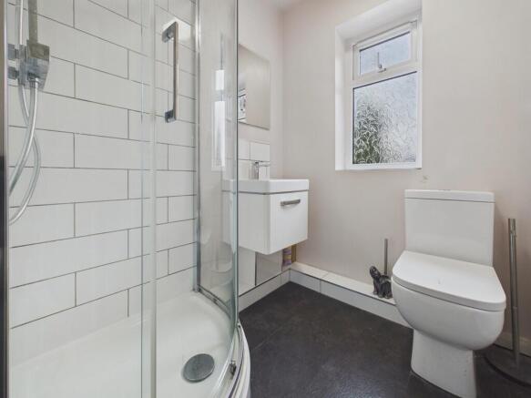 3 bed Semi-Detached for sale Image 3