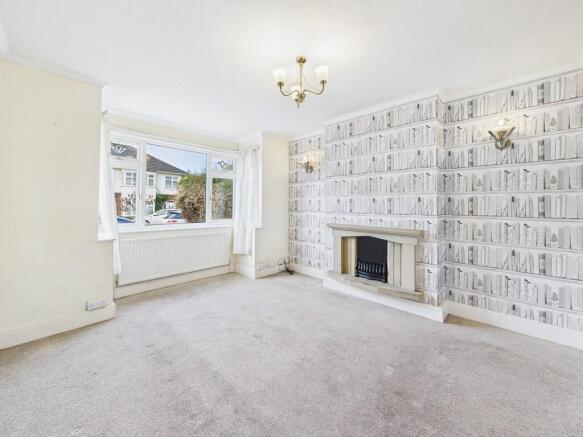 CAM04578G0-PR0032...