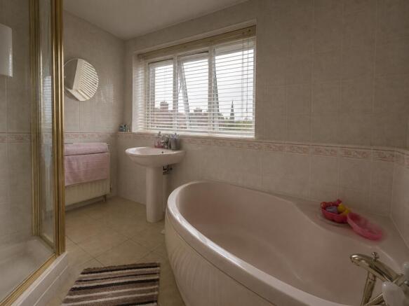 2 bed Terraced for sale Image 8