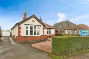 Roslyne, Field Lane, Boundary, Woodville DE11 7BT