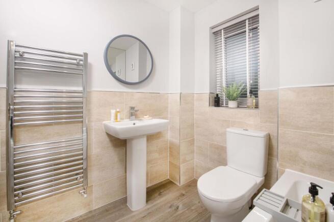 4 bed Detached for sale Image 8