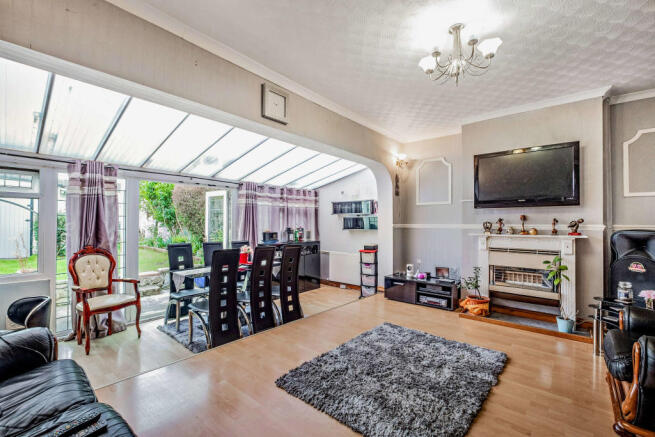 8476186-interior03-800