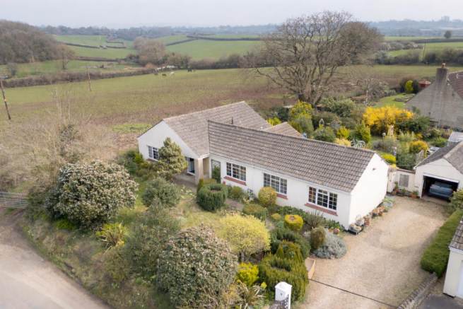 Charming bungalow in the countryside.png
