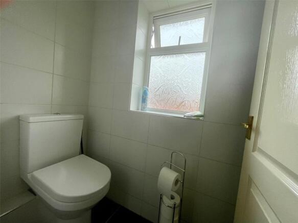 Toliet