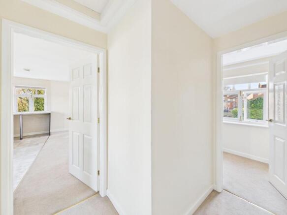 1 bed Flat for sale Image 8