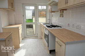 182, Hookfield, Harlow CM18 6QW