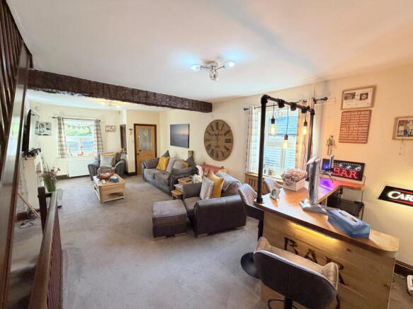 Stockport Road,Hyde,SK14 5RF photo 3