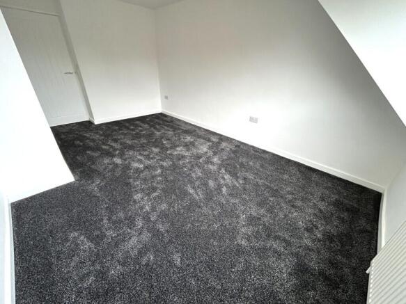3 bed Semi-Detached for sale Image 11