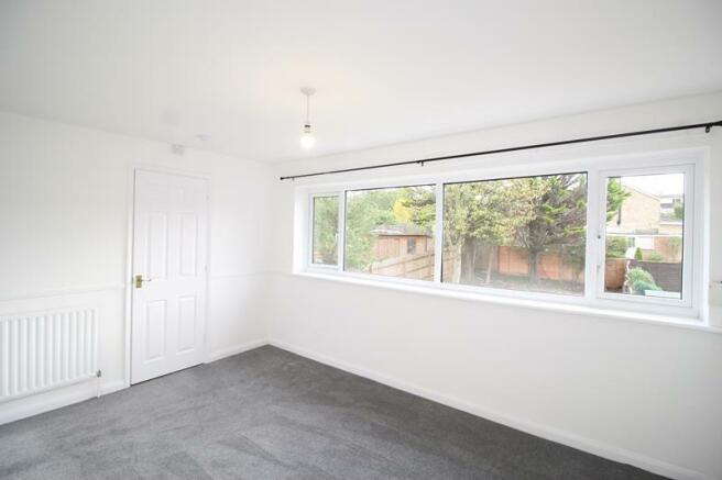 Bedroom 1 (2)