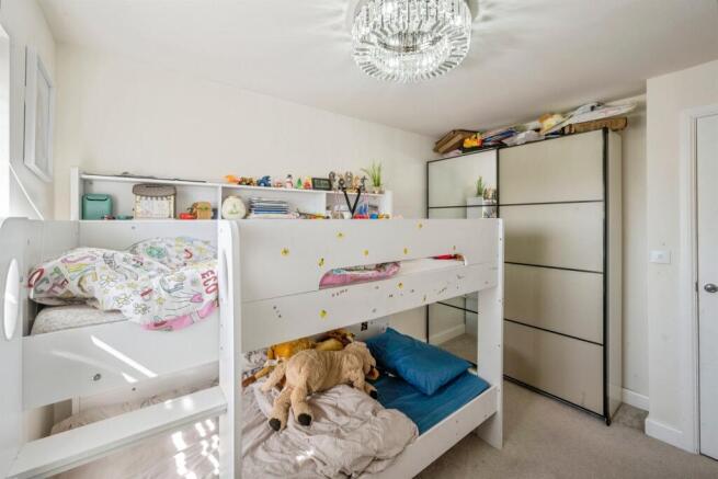 3 bed Semi-Detached for sale Image 10