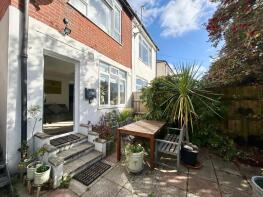 87b, Belle Vue Road, Bournemouth BH6 3DH