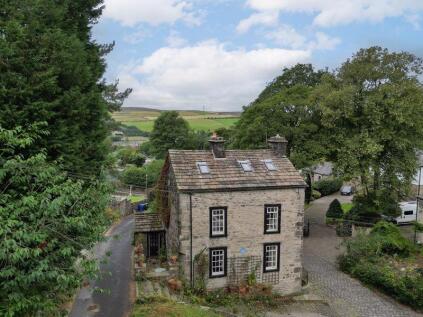 Whitworth Square, Whitworth, Rochdale