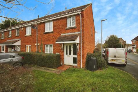 Marsh Farm Lane, Swindon, SN1