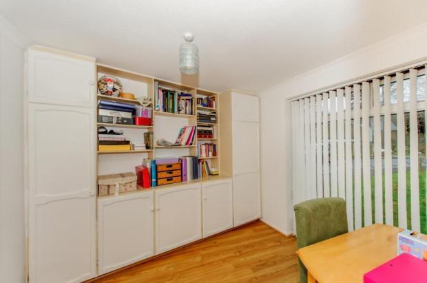 Bedroom/Study