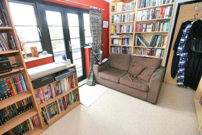 Photo 11