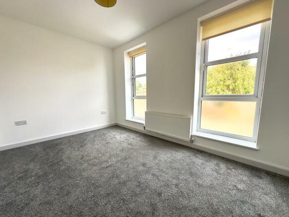 2 bed House for sale Image 7