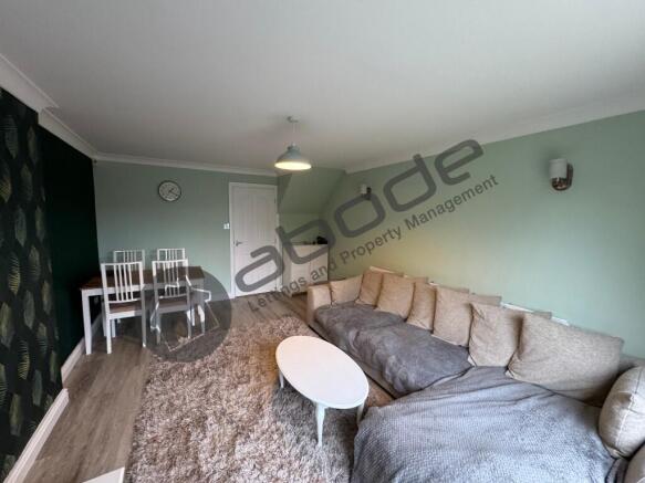 Living / Dining Area