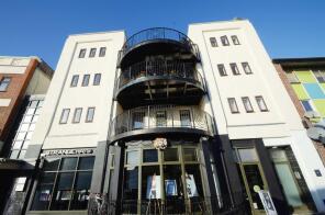 13, 11 13 Sterling Hall, Elm Road, Leigh-on-sea SS9 1HT