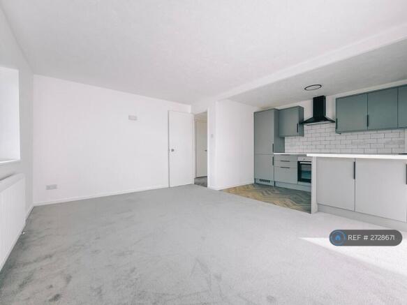 Kitchen / Living Room 