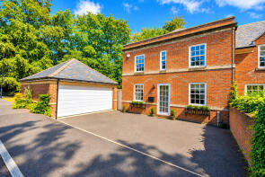 29, Pemberton Grove, Bawtry, Doncaster DN10 6LR