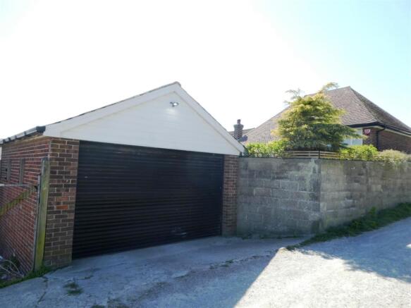 garage.JPG