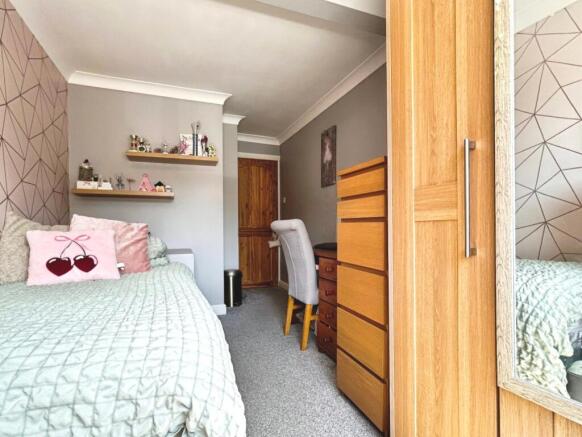 3 bed Detached for sale Image 10