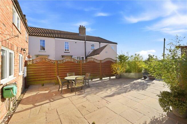 4 bed Semi-Detached for sale Image 9