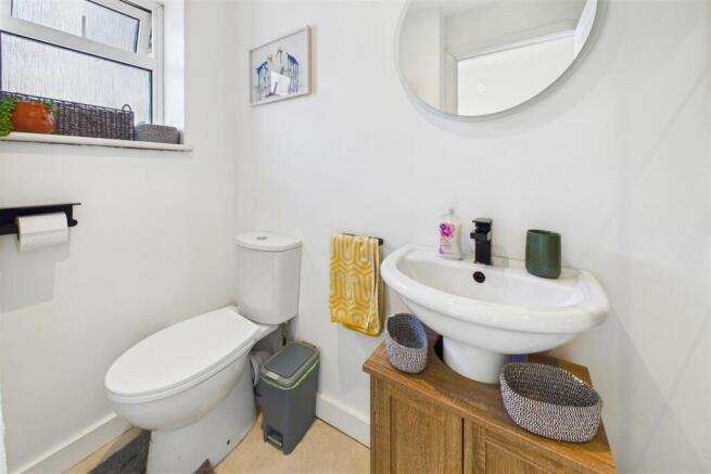 Annexe Shower Room