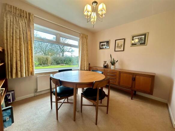 New Hall Avenue, Heald Green, Cheadle photo 4