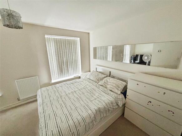 4 bed Terraced for sale Image 5