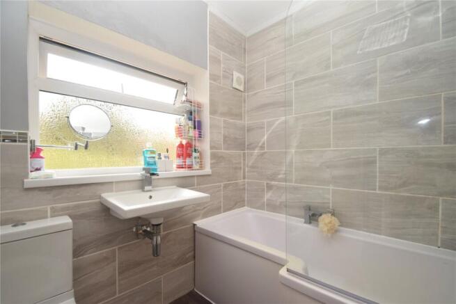 3 bed Terraced for sale Image 10