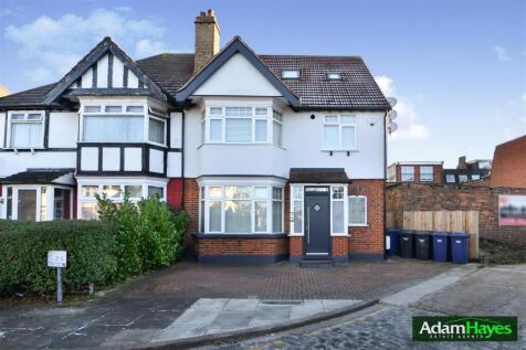 Wentworth Park, Finchley, N3
