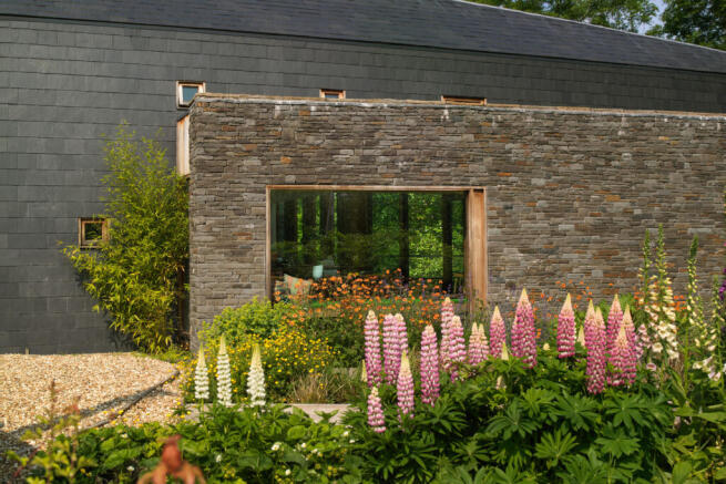 233344 - frontelevation_side.jpg