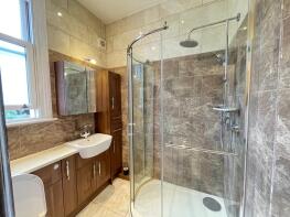 38, Hammersmith Grove, London W6 7HA