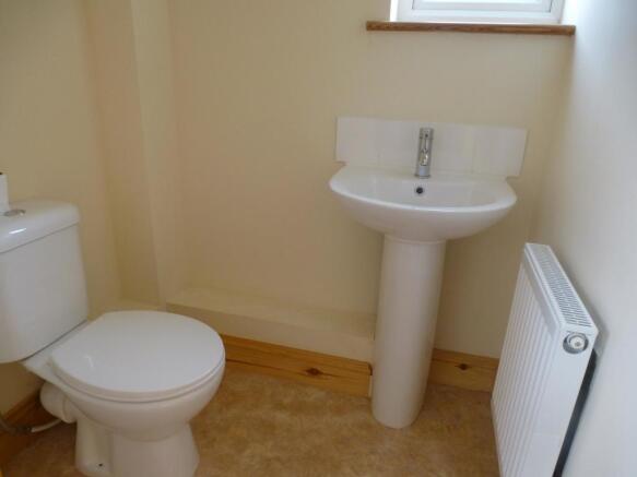 Cloakroom/wc