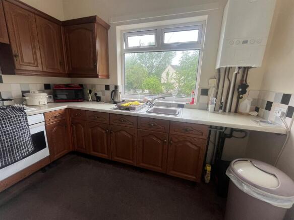 5 bed Terraced for sale Image 4