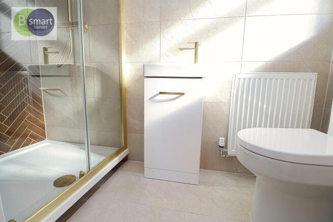 3 bed Detached for sale Image 9