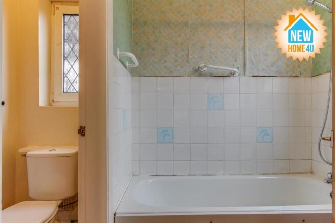 BATHROOM: