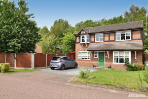 19, Woodthorn Close, Daresbury, Runcorn WA4 6NQ