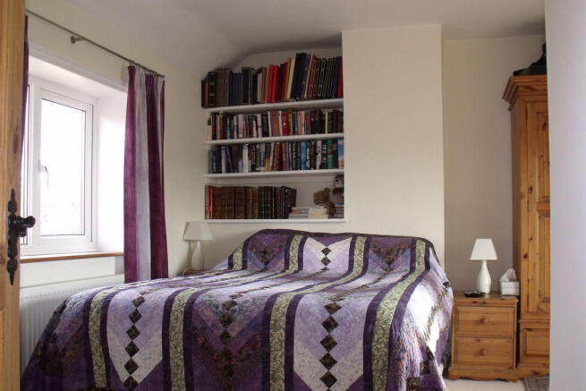 Photo 10