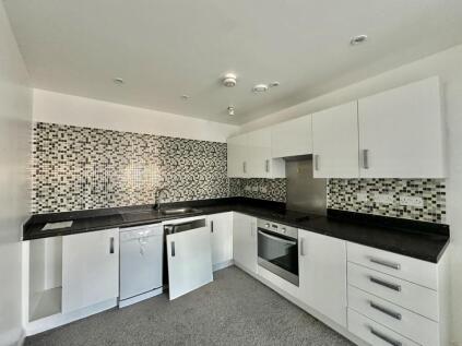 Featherstone Road, Southall