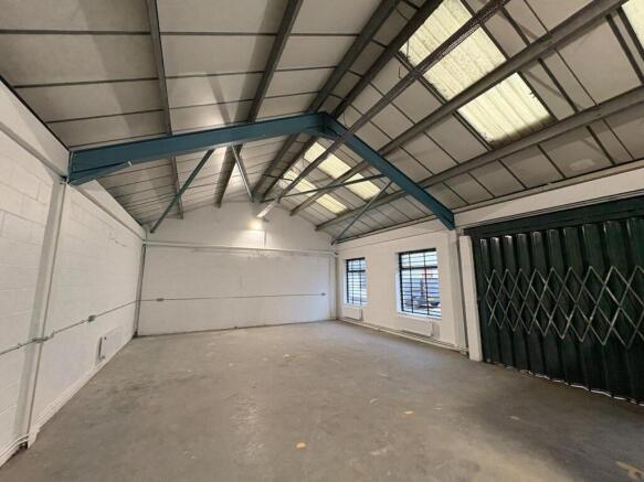 Brook Lane Unit 7 - 3.jpg