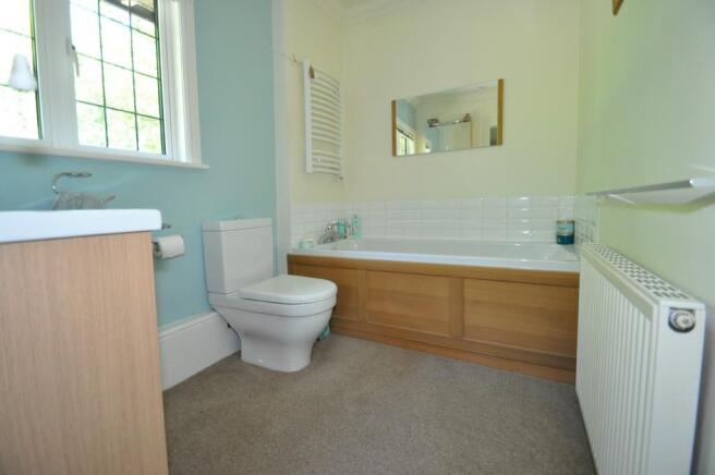 Photo 10