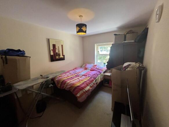 3 bed Semi-Detached to rent Image 8