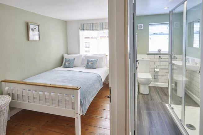 2 bed Cottage for sale Image 6