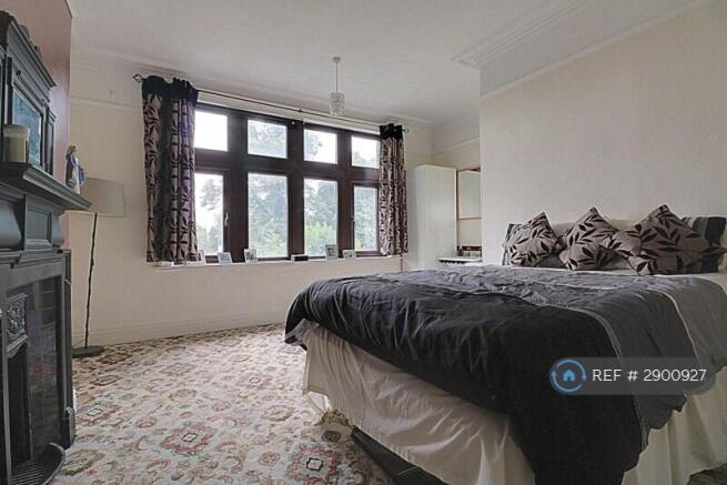 6 bed Semi-Detached to rent Image 11